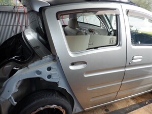 NCP19 우측 리어 도어 패널