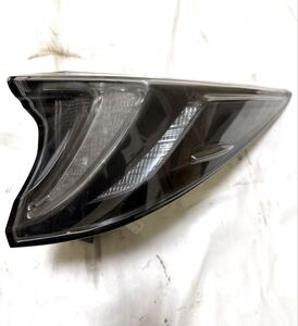 ZVW52 우측 LED 테일램프