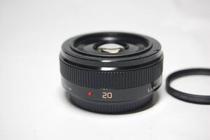 G20 루믹스 20mm 렌즈
